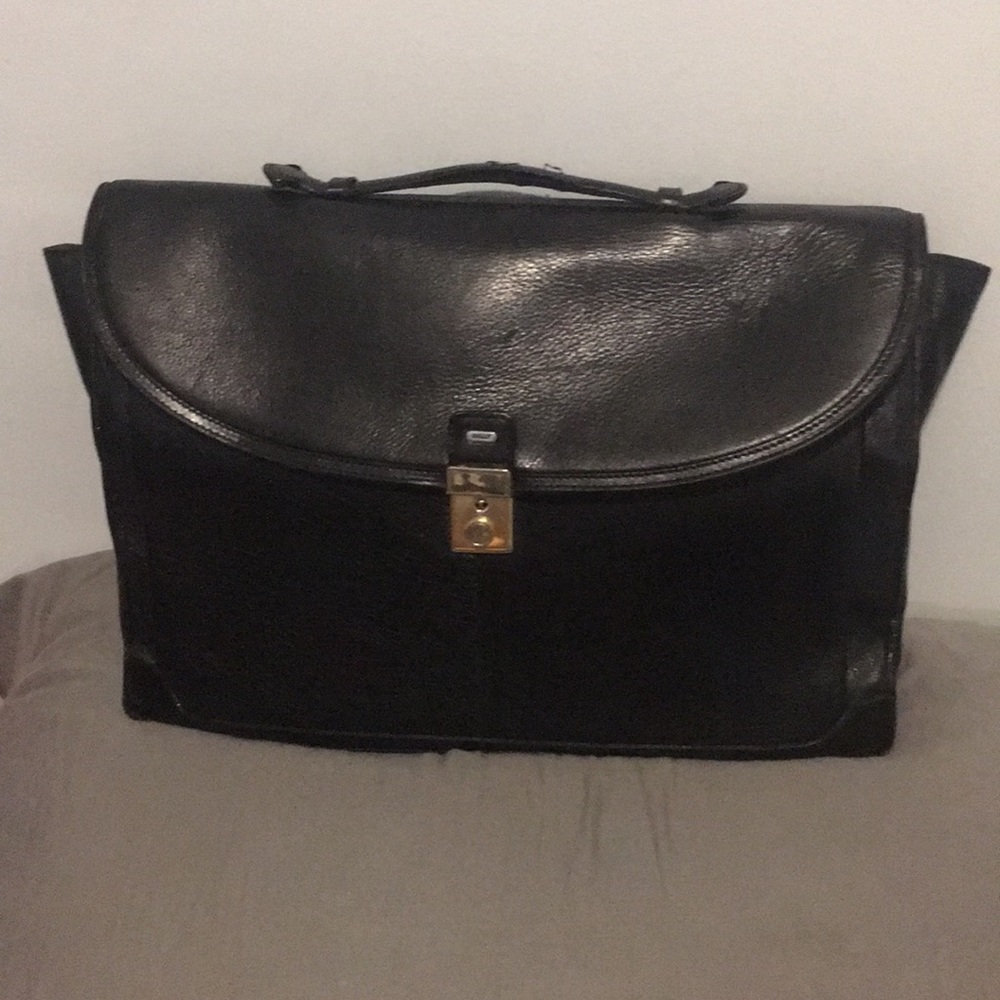 🌹BALLY LEATHER 🌹VINTAGE BALLY BRIEFCASE🌹